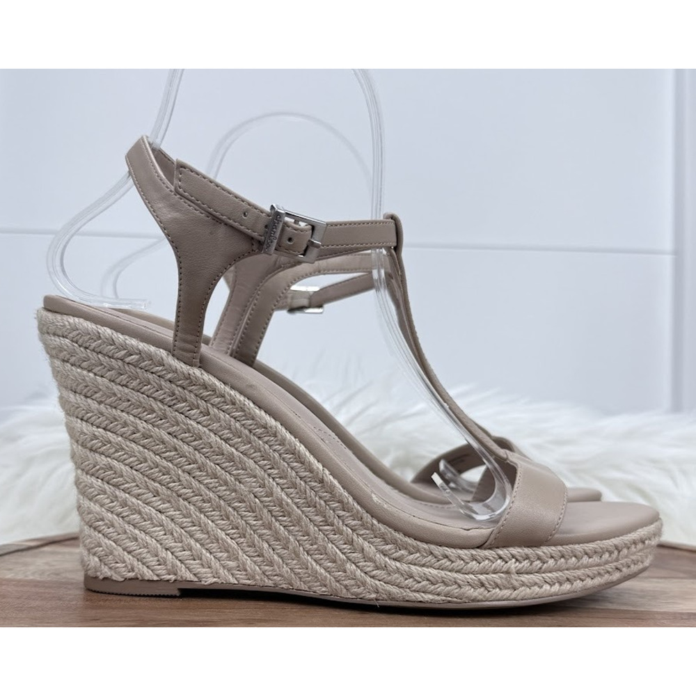 Charles by Charles David Shoes Womens Size 10M‎ Beige Espadrille Wedge Sandals